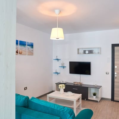 Аренда уютных 2-комнатных апартаментов, 55 м², Мамая, Констанца, Румыния